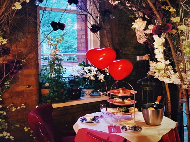 Best LGBT date night ideas Manchester UK gay friendly romantic restaurants